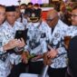Foto: Presiden Joko Widodo menghadiri Puncak Peringatan Ke-77 PGRI dan Hari Guru Nasional di Kota Semarang/Instagram @rosyidiunifah