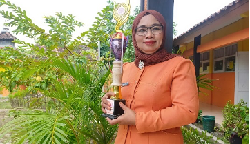 Kiswati S.Pd.SD.,M.Pd/Kepala Sekolah SD Negeri Harjowinangun 2